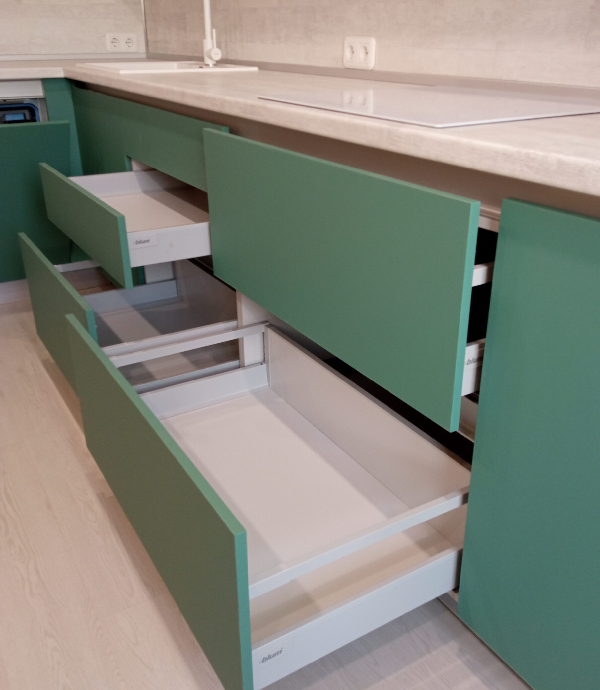 Кухня Тёмная Олива4