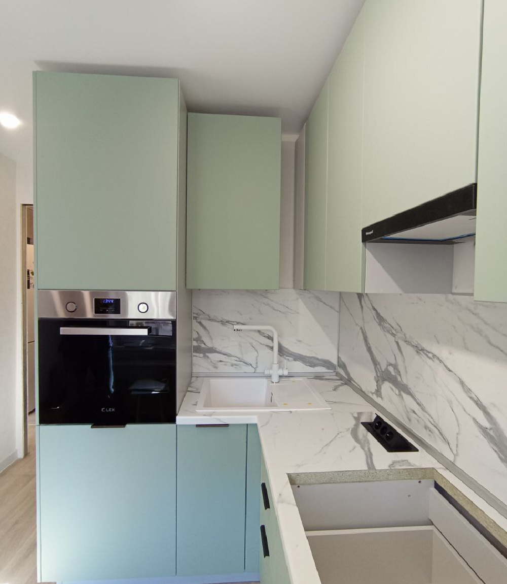 Кухня Зеленый Авантюрин3