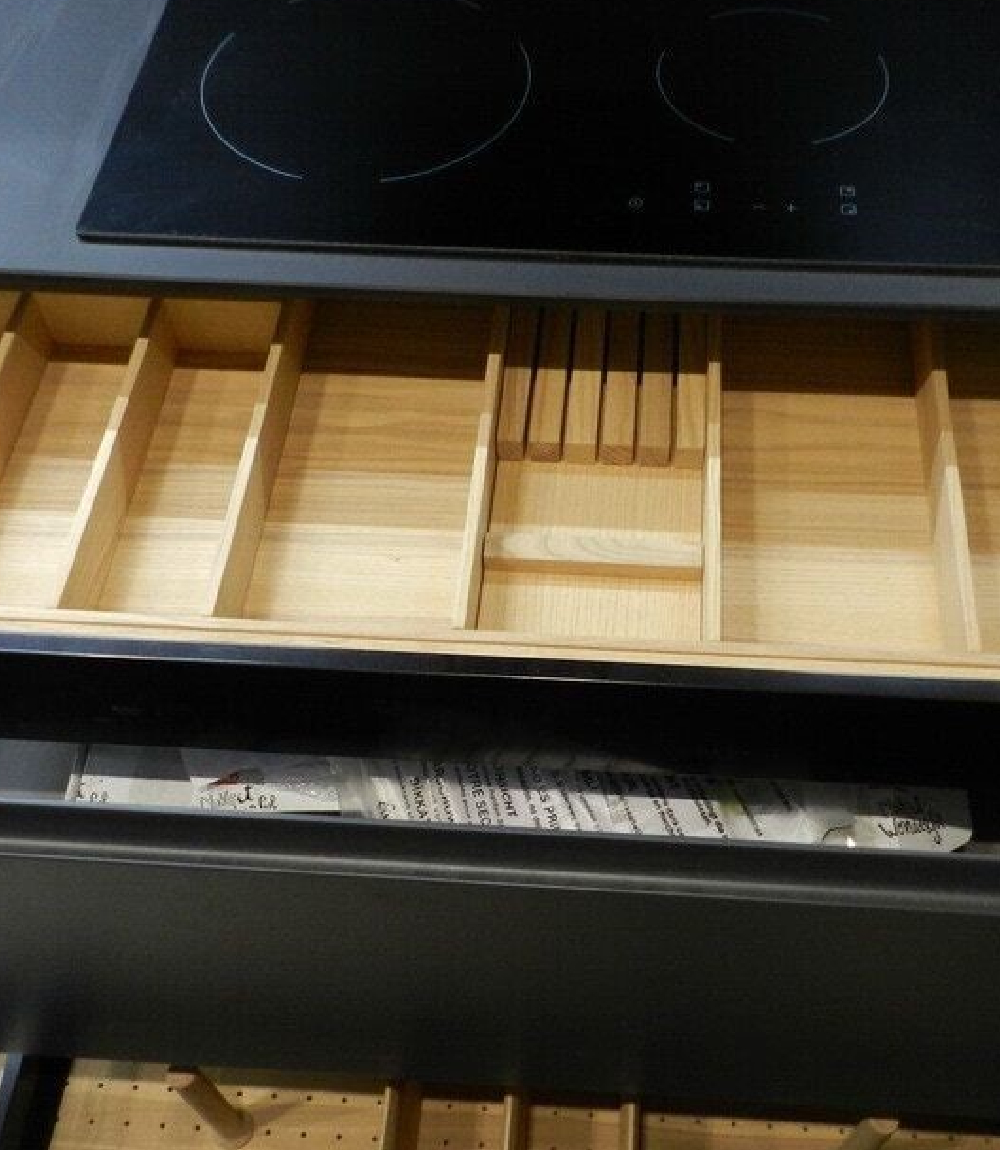 Кухня Черный Бархат2