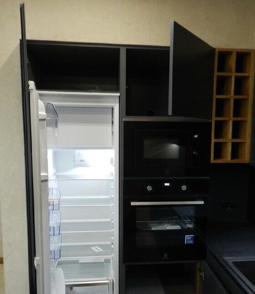 Кухня Черный Бархат5